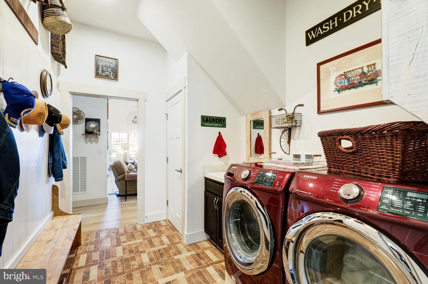 WYNDALE - Residential