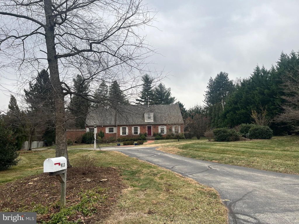 Photo of 913 Field Lane, VILLANOVA, PA 19085 (MLS # PAMC2163022)