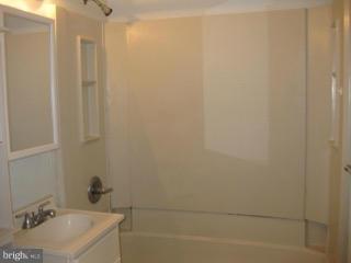 PIMMIT HILLS - Residential