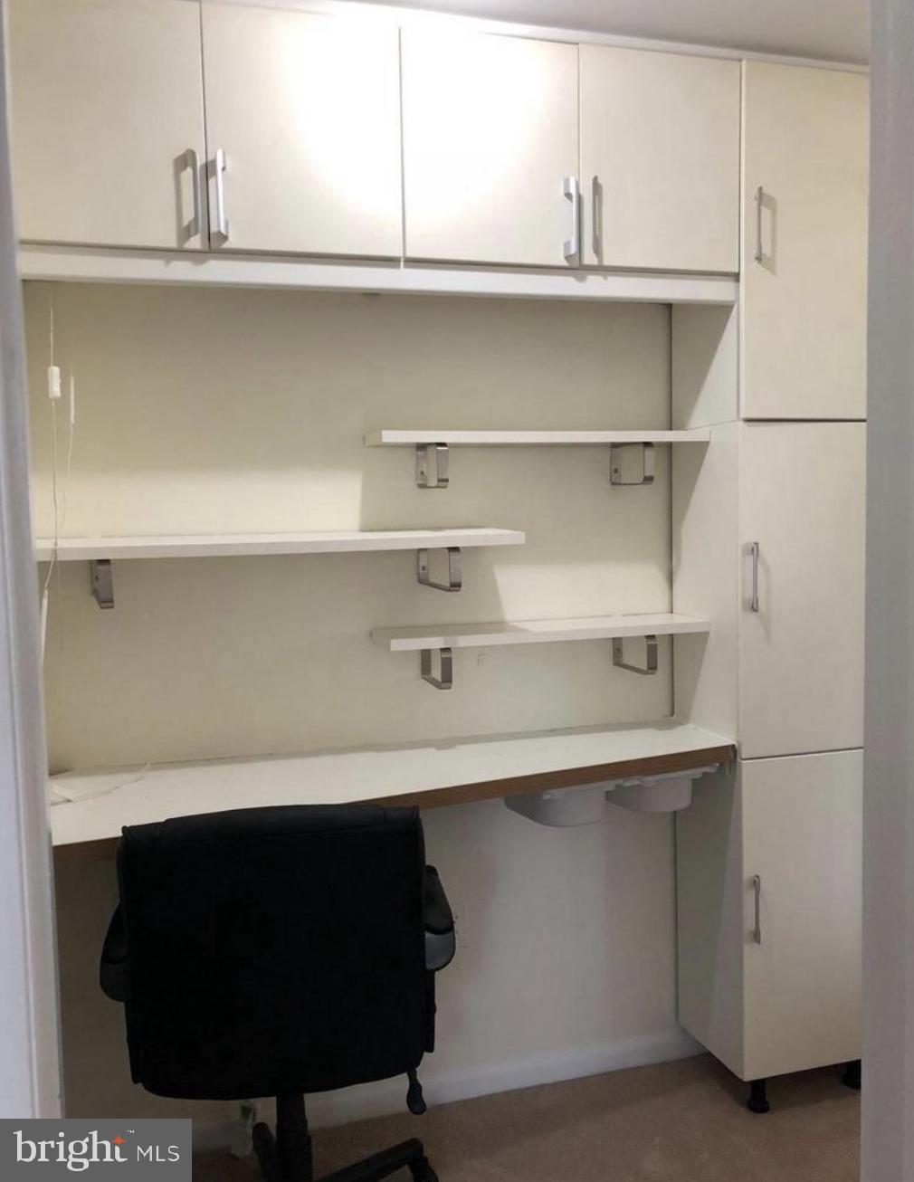 PARKSIDE CONDOMINIUMS - Residential Lease