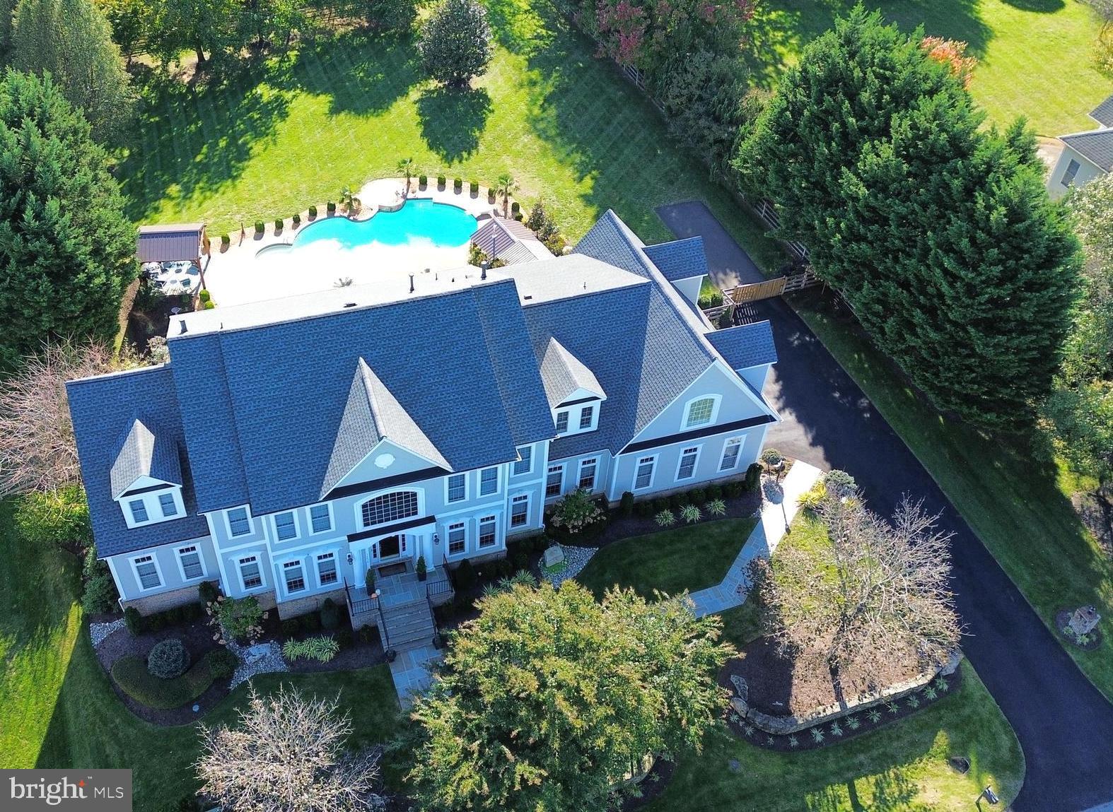 RASPBERRY FALLS - Residential