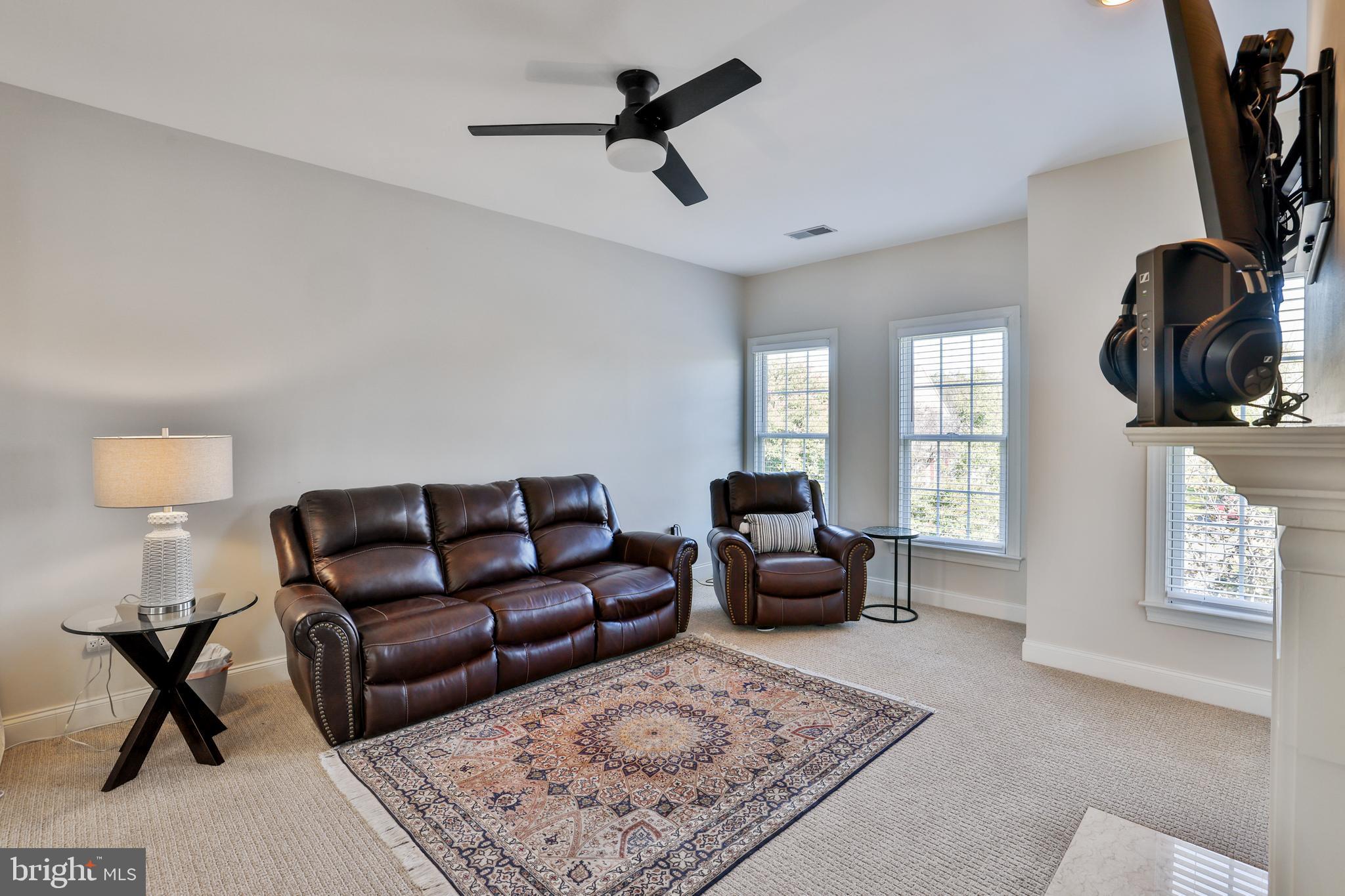 RASPBERRY FALLS - Residential