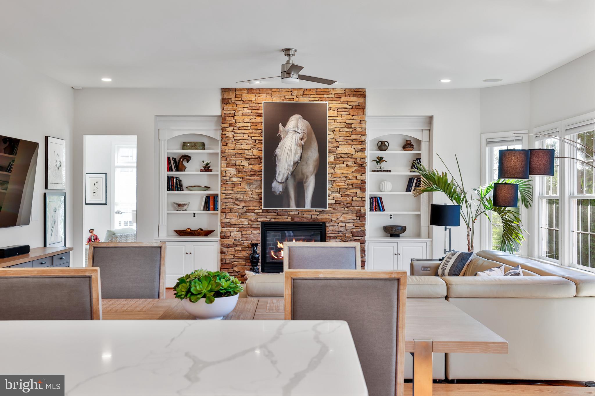 RASPBERRY FALLS - Residential