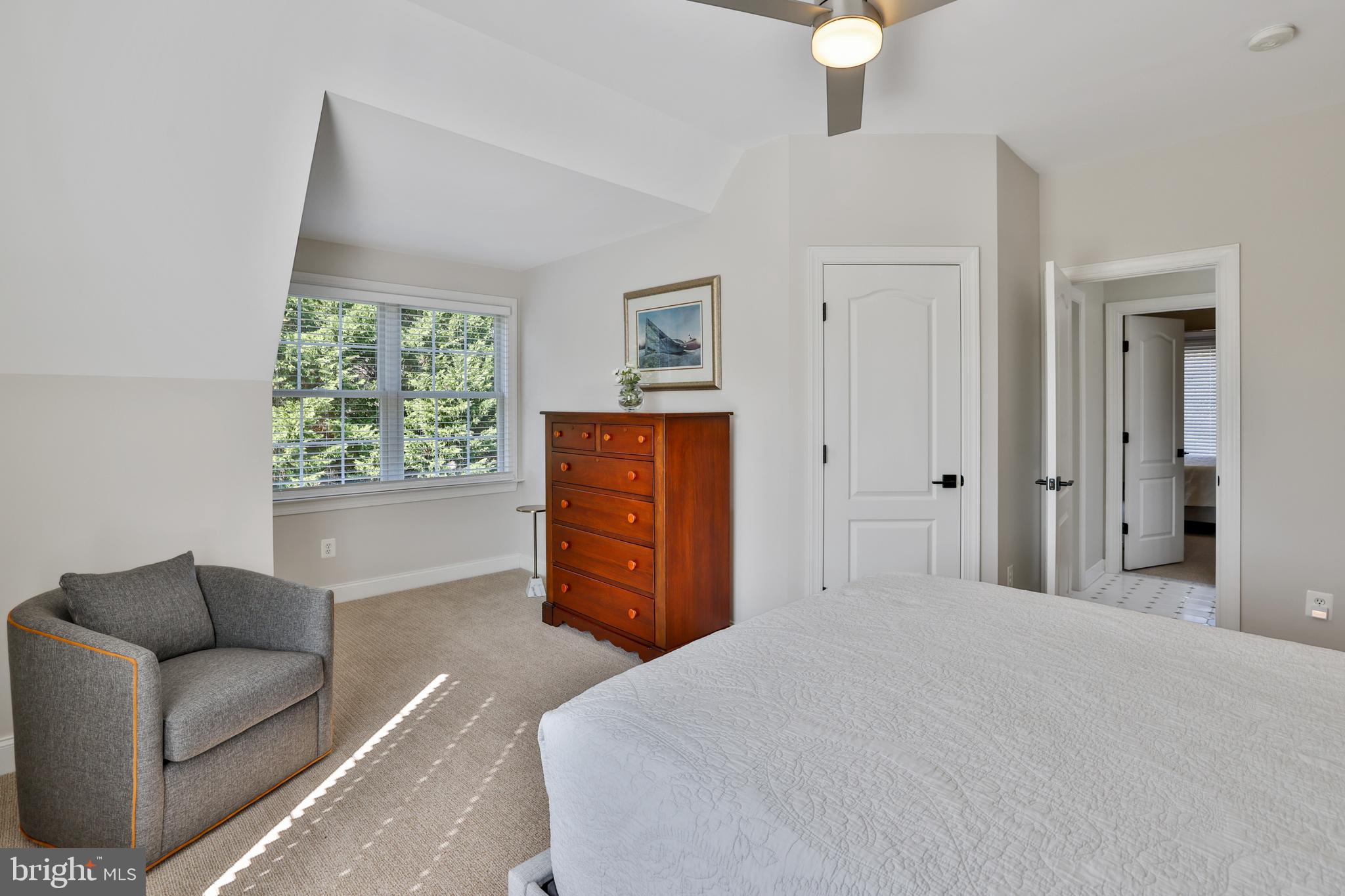 RASPBERRY FALLS - Residential