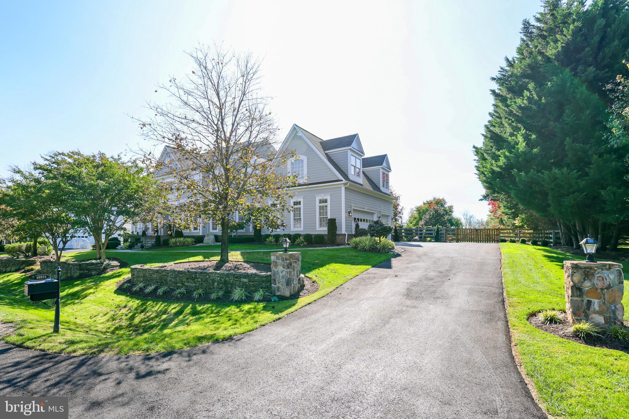 RASPBERRY FALLS - Residential