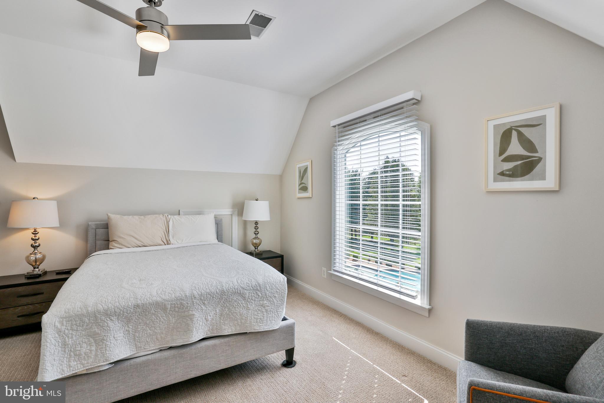 RASPBERRY FALLS - Residential