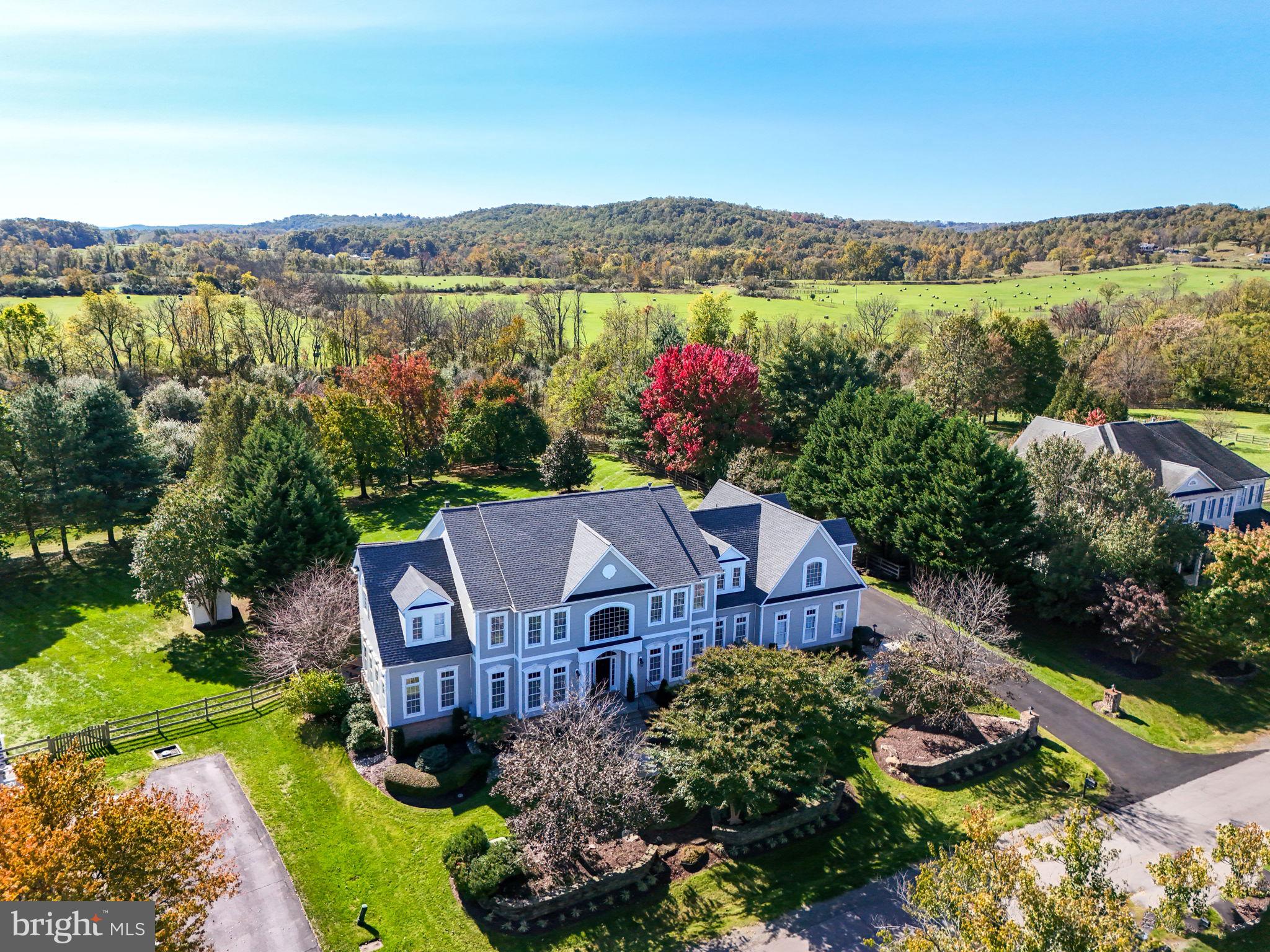 RASPBERRY FALLS - Residential