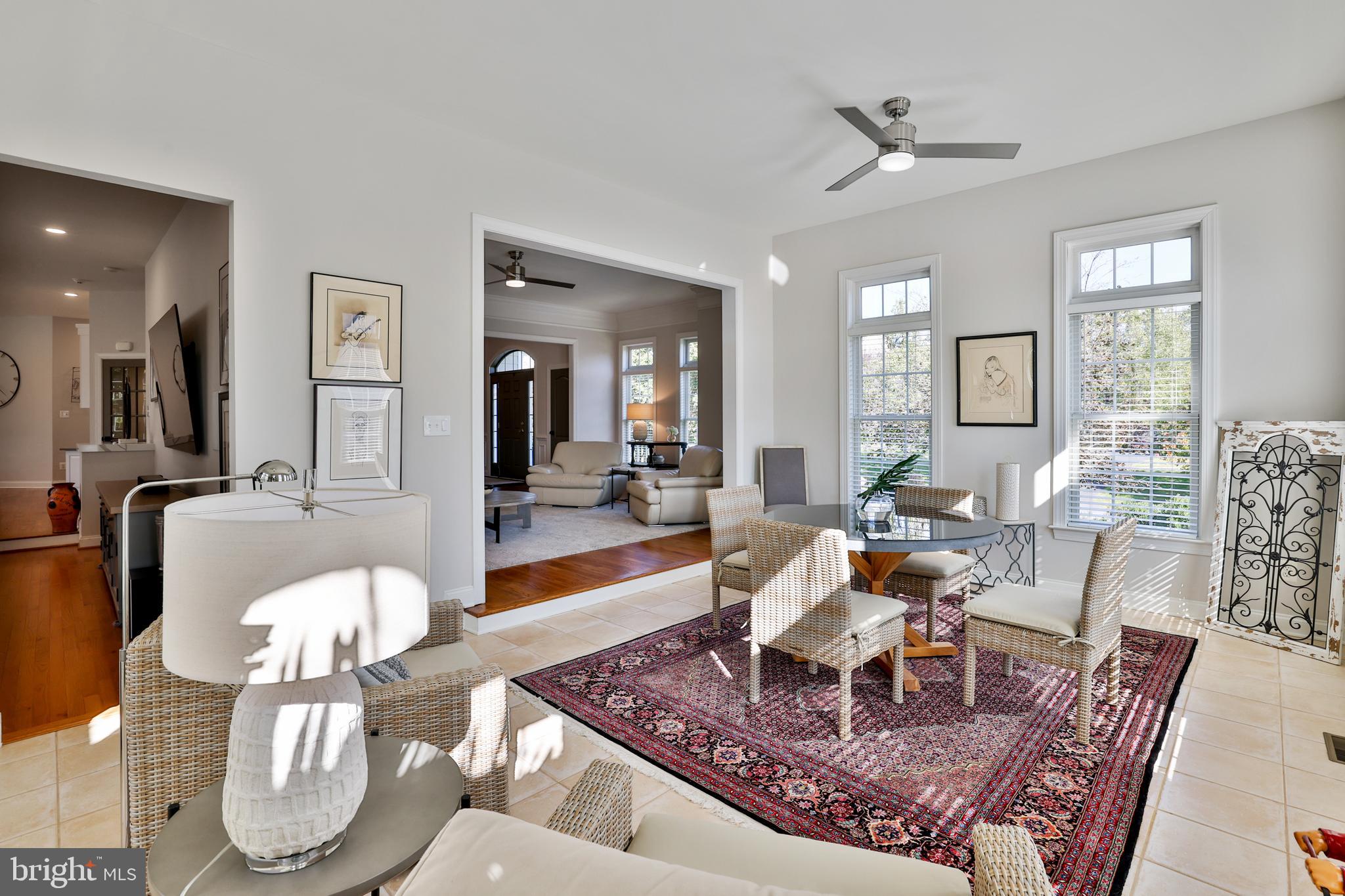 RASPBERRY FALLS - Residential