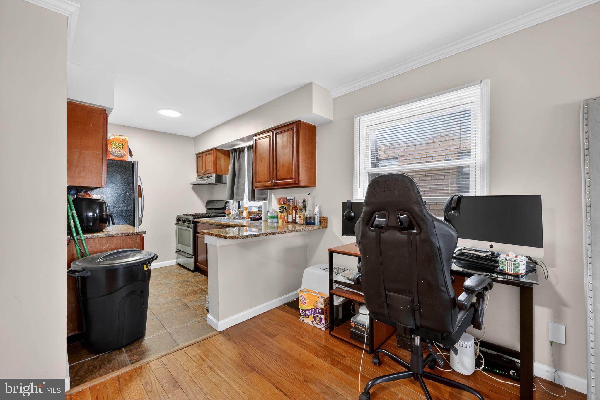 HILL CREST - Residential Income