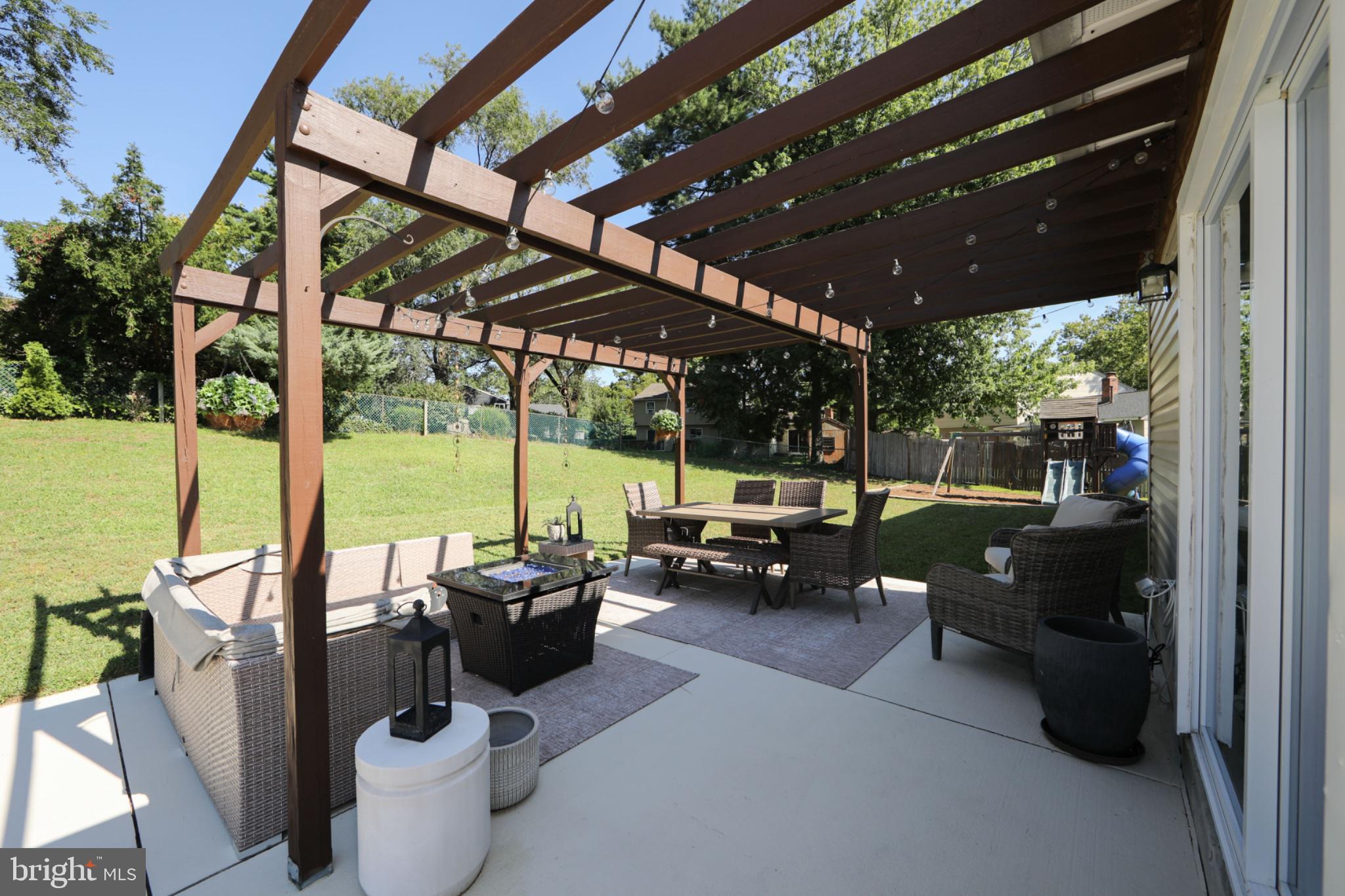 4 MULBERRY ROAD