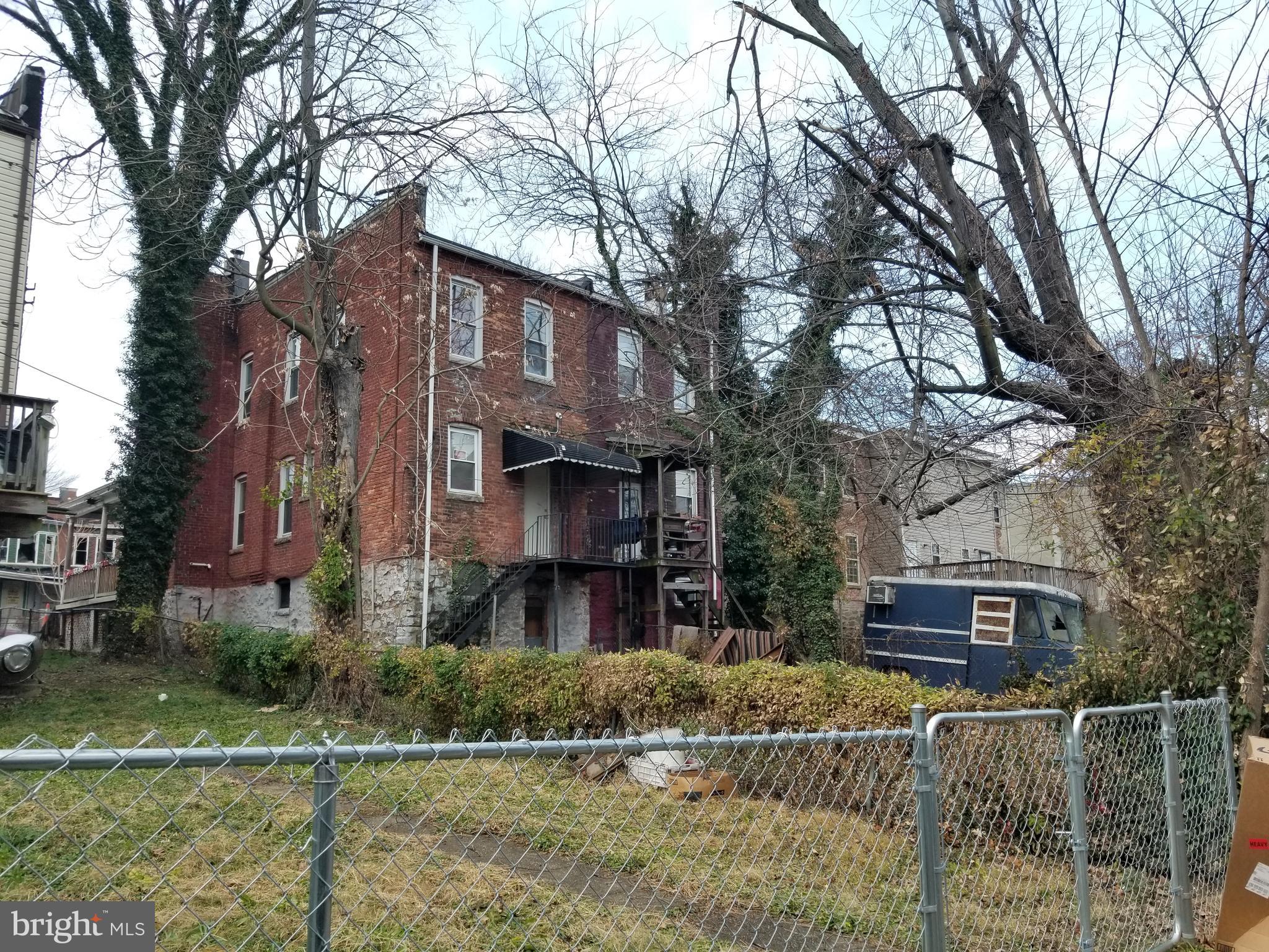 WEST BALTIMORE - Residential