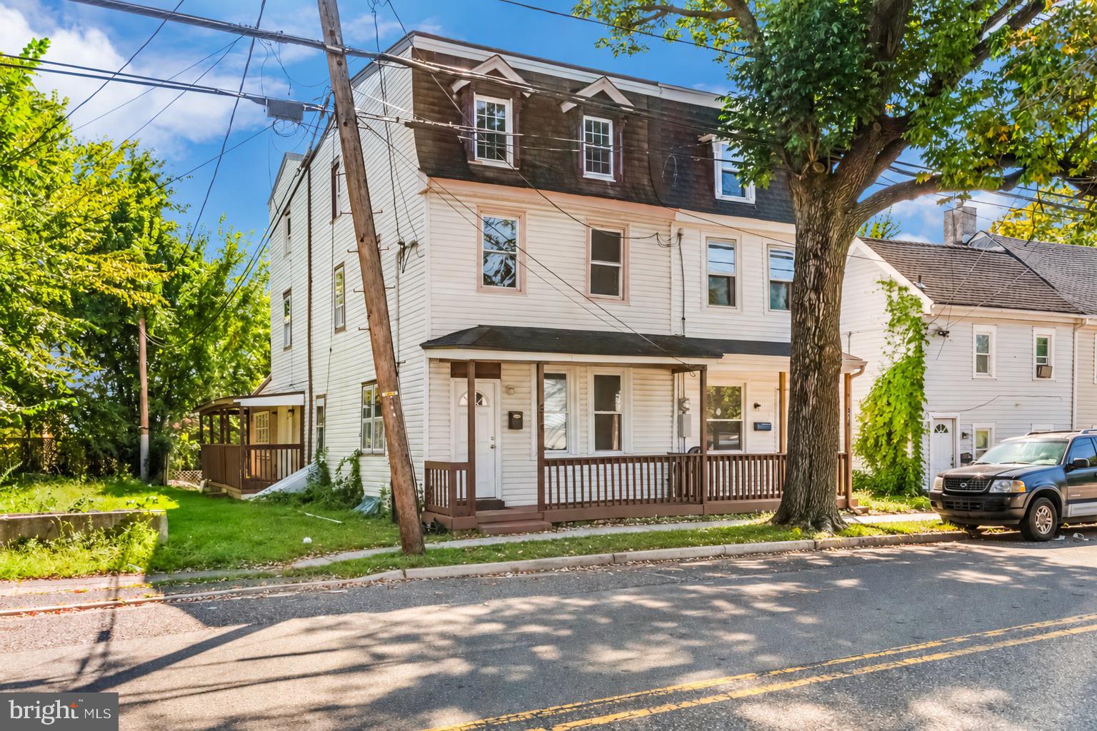 518 COLUMBUS ROAD
