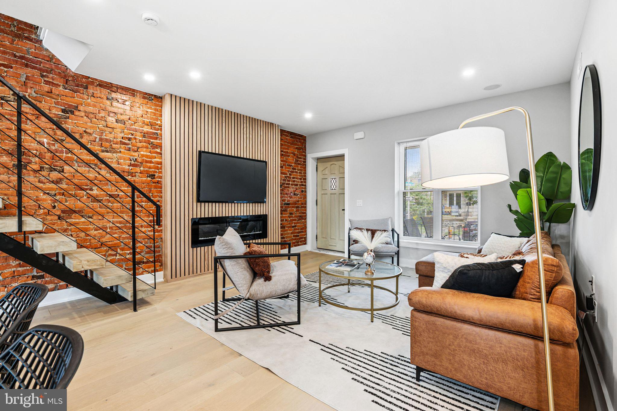 GERMANTOWN - Residential