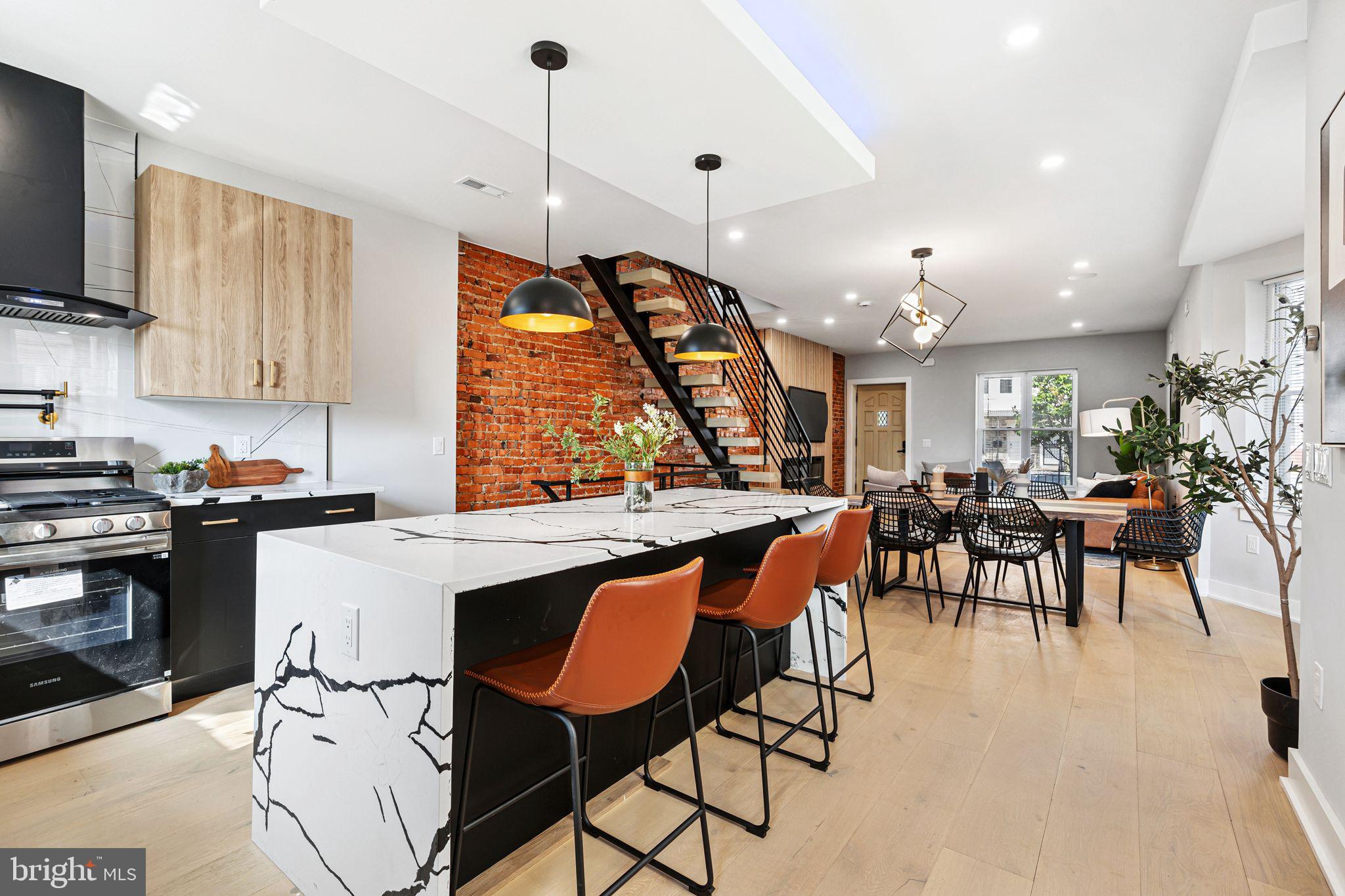 GERMANTOWN - Residential