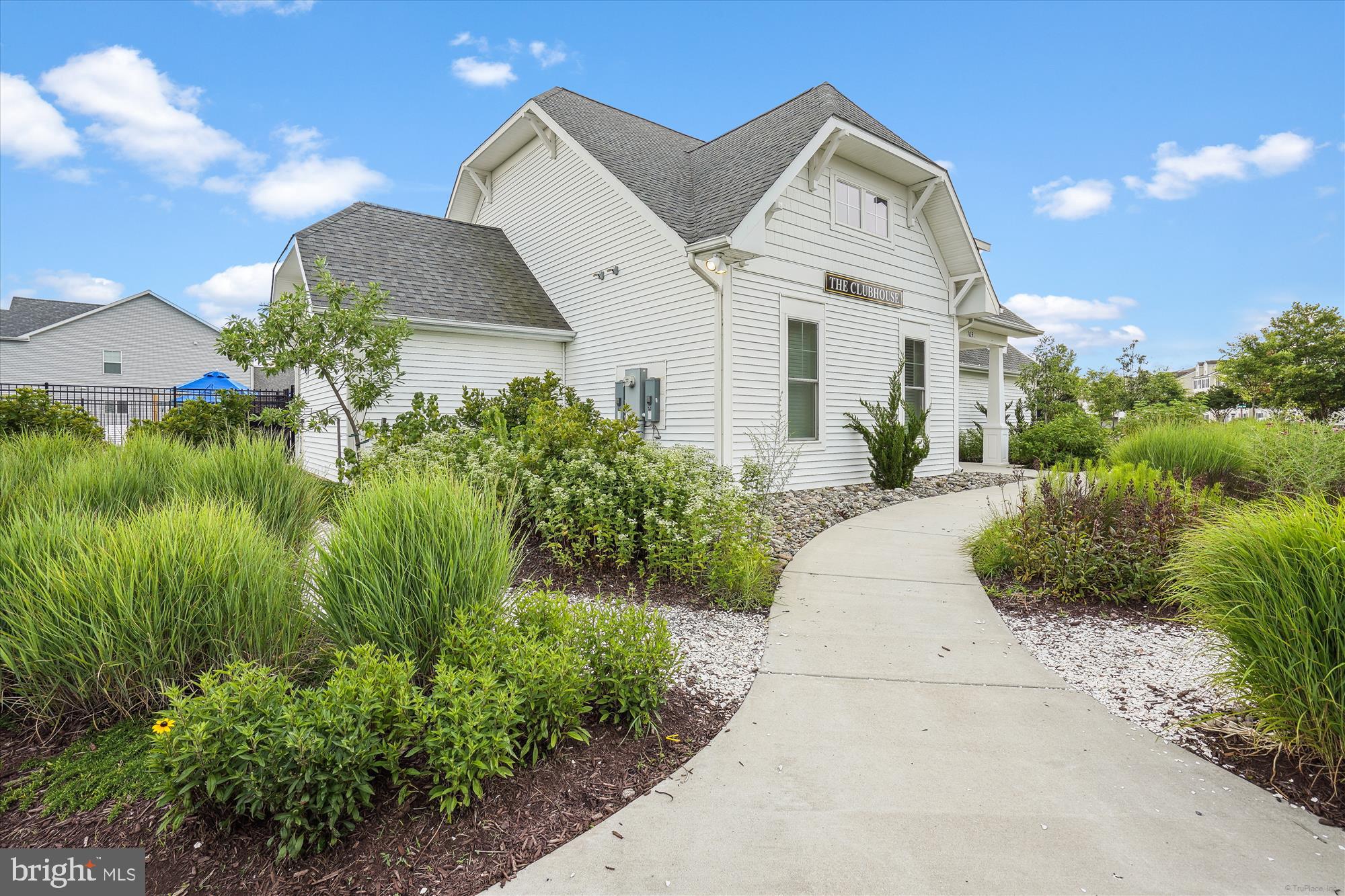 ELLENDALE - Residential