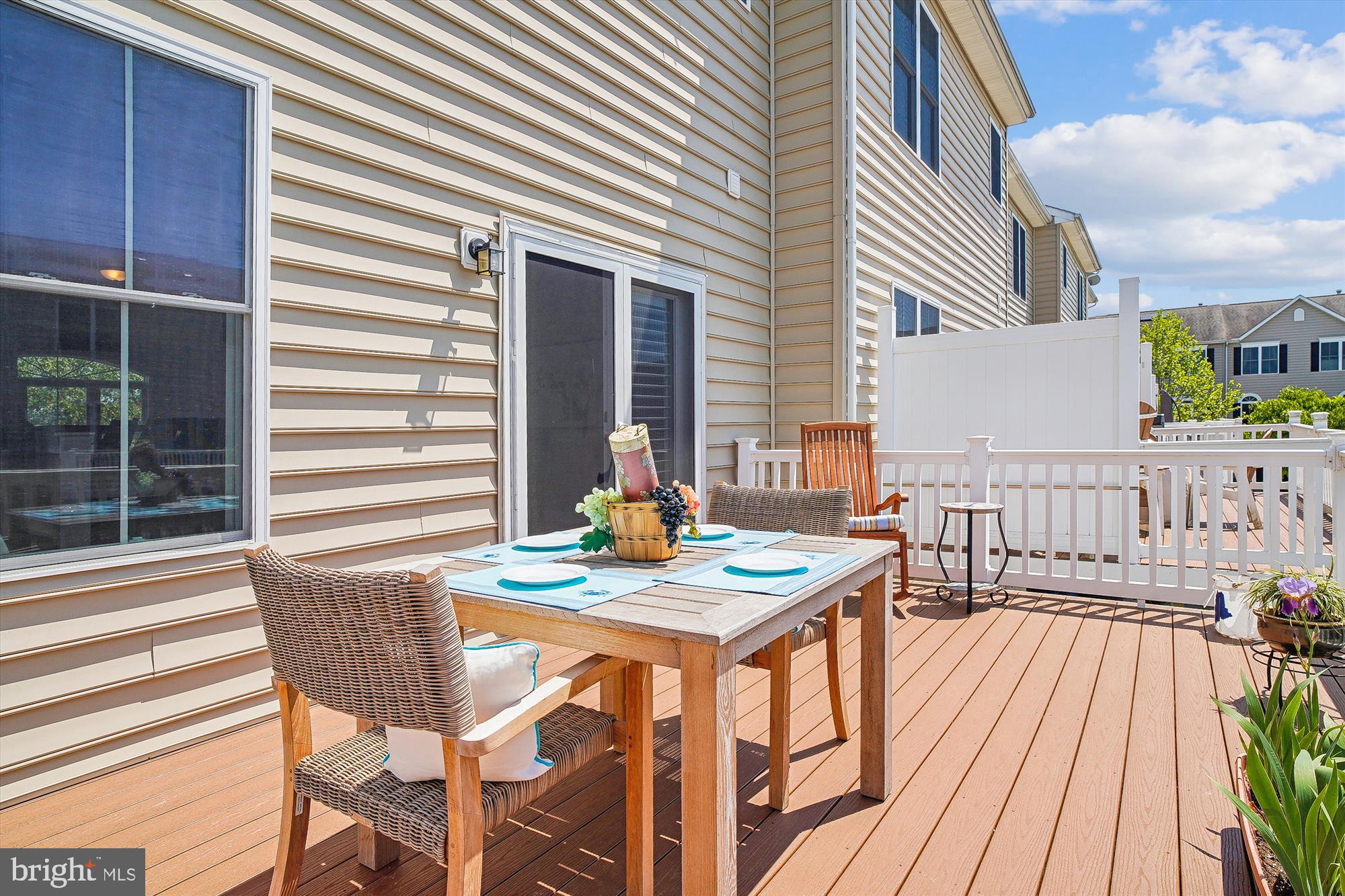 ELLENDALE - Residential