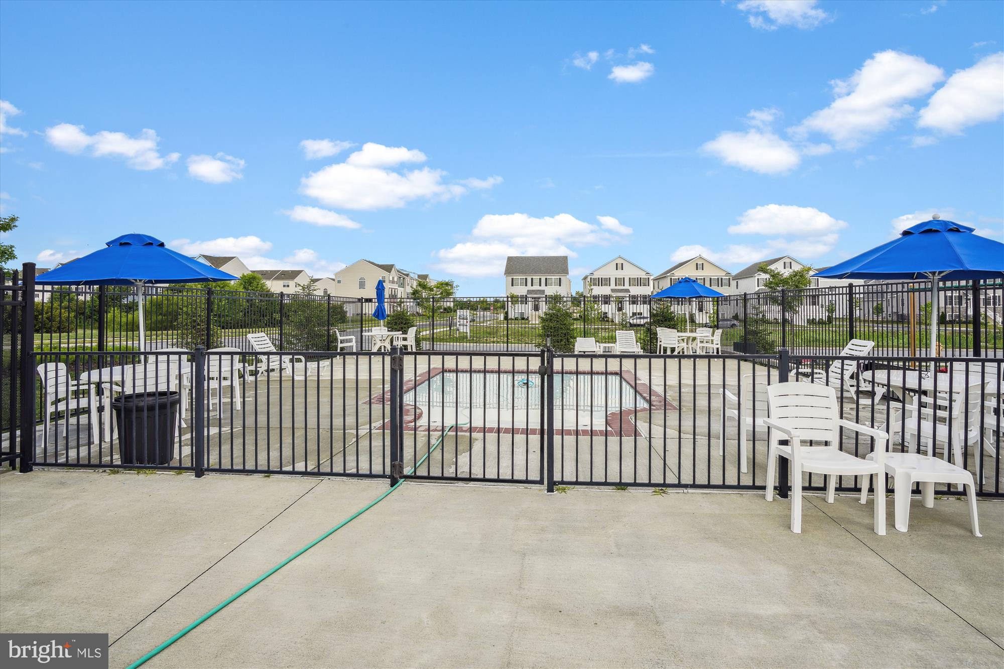 ELLENDALE - Residential