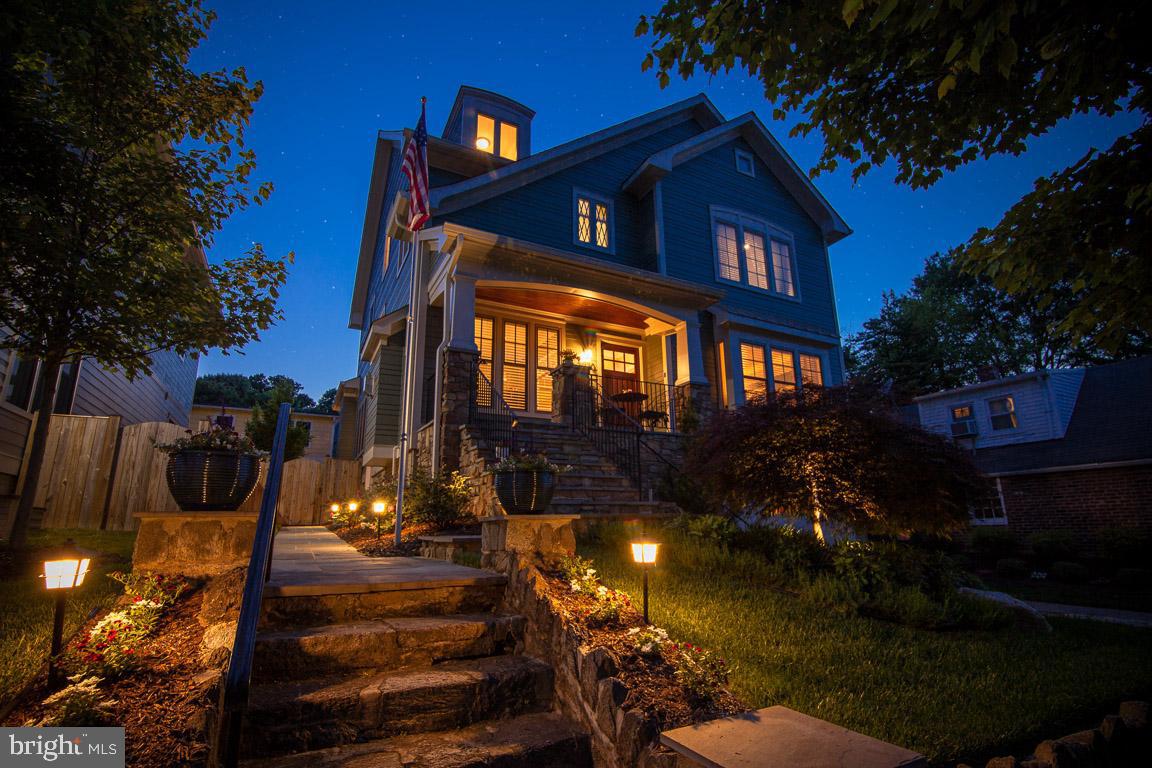 ADDISON HEIGHTS - Residential