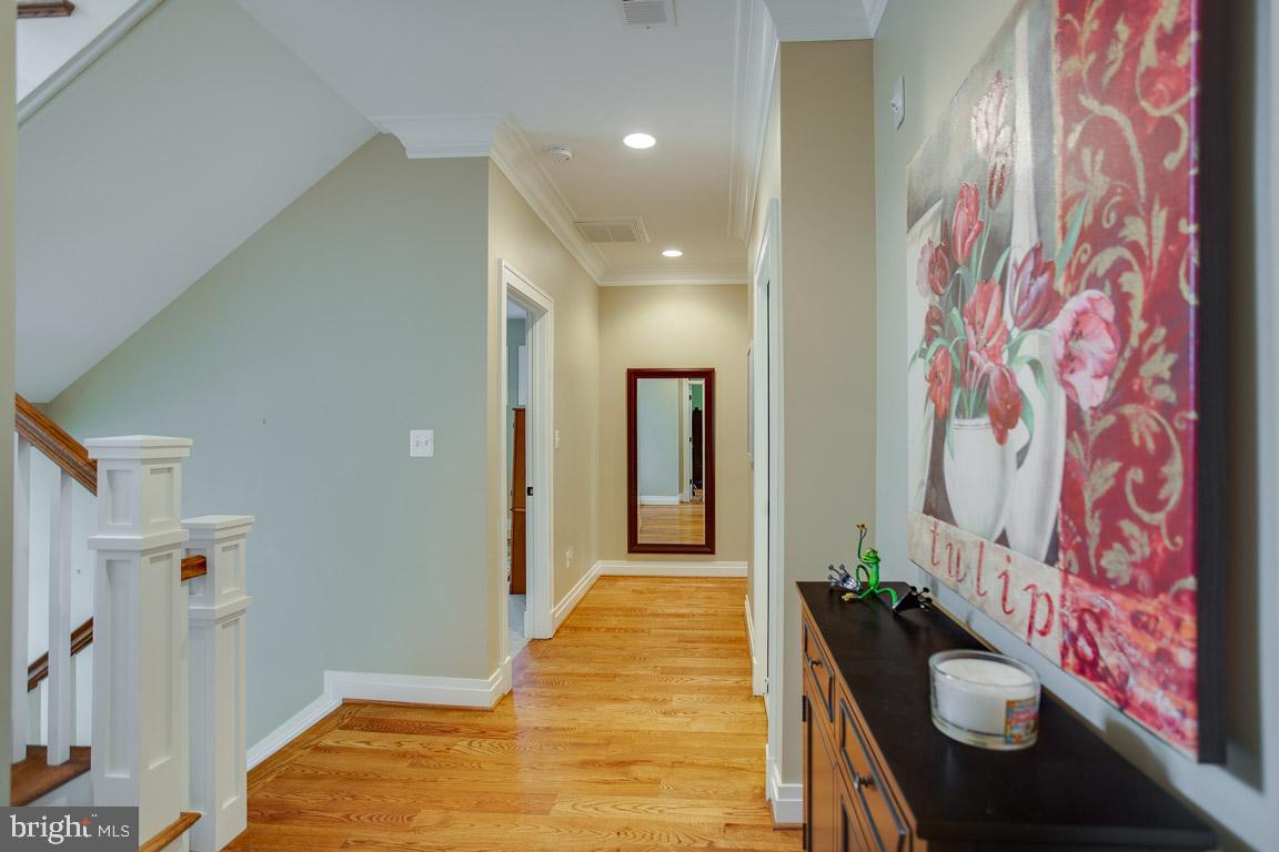 ADDISON HEIGHTS - Residential