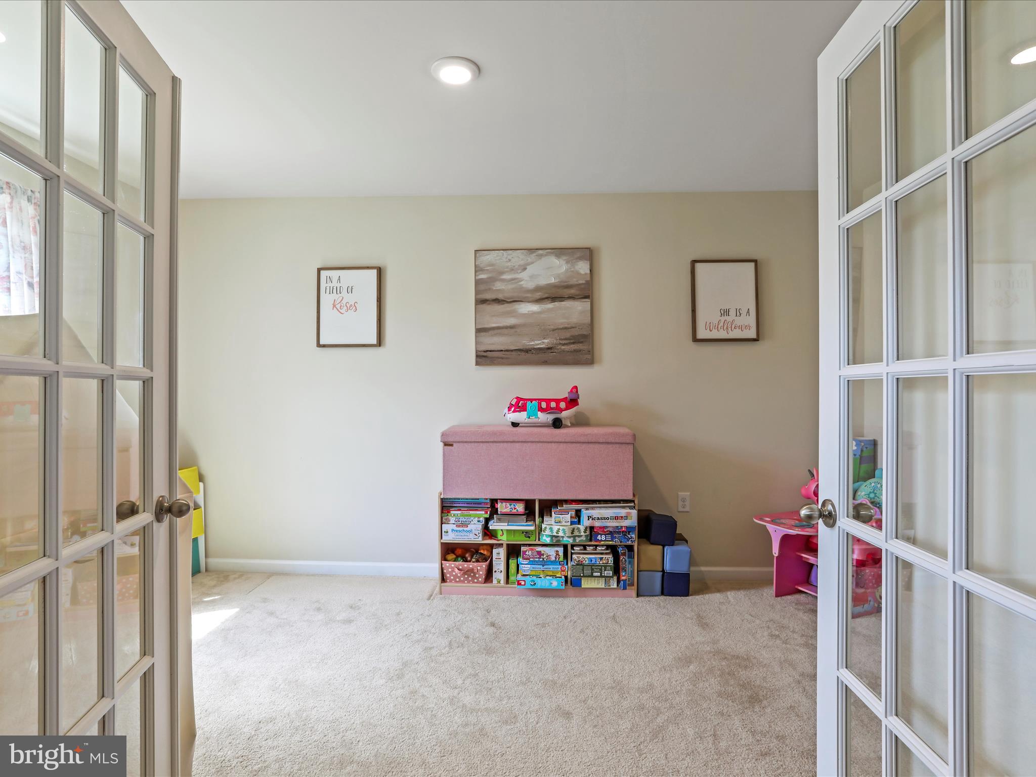 MORNING DOVE ESTATES - Residential