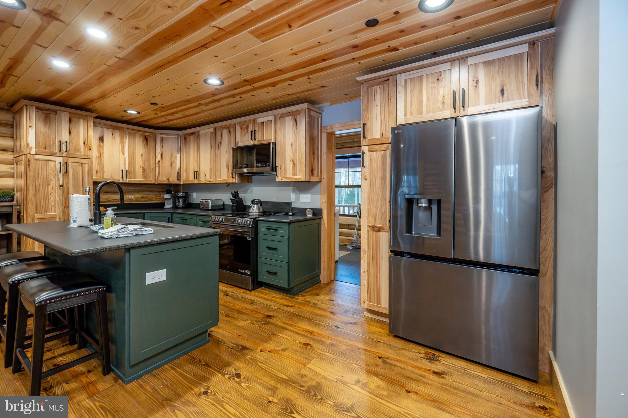 SWALLOW FALLS - Residential