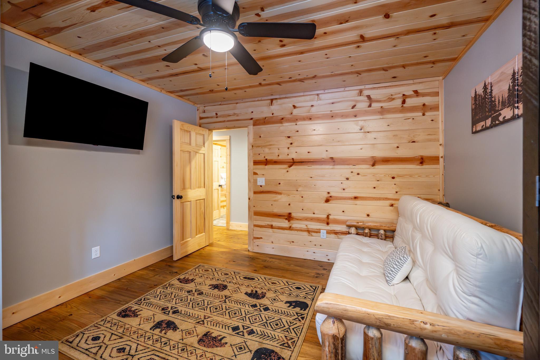 SWALLOW FALLS - Residential