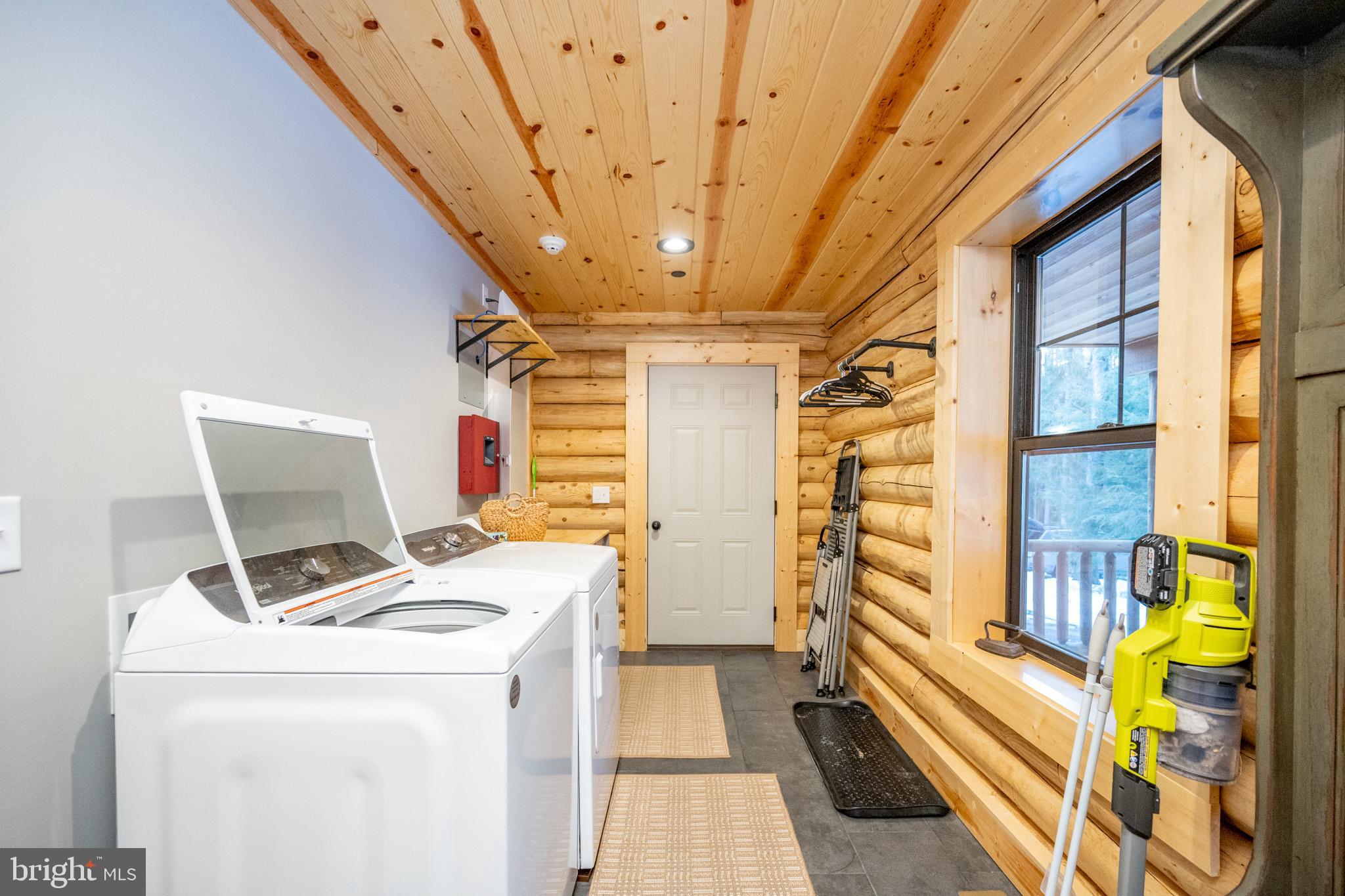 SWALLOW FALLS - Residential