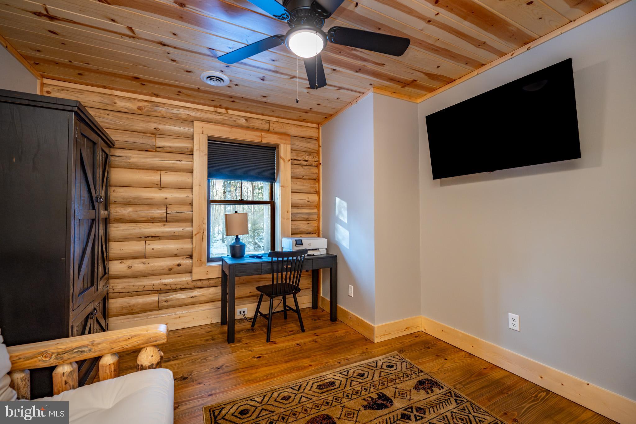 SWALLOW FALLS - Residential