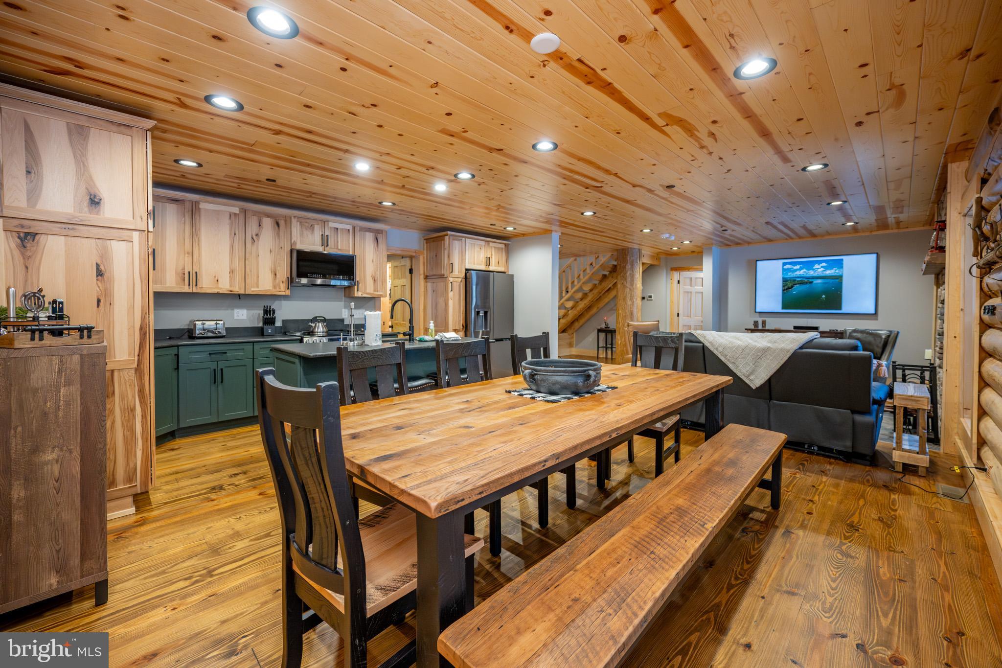 SWALLOW FALLS - Residential