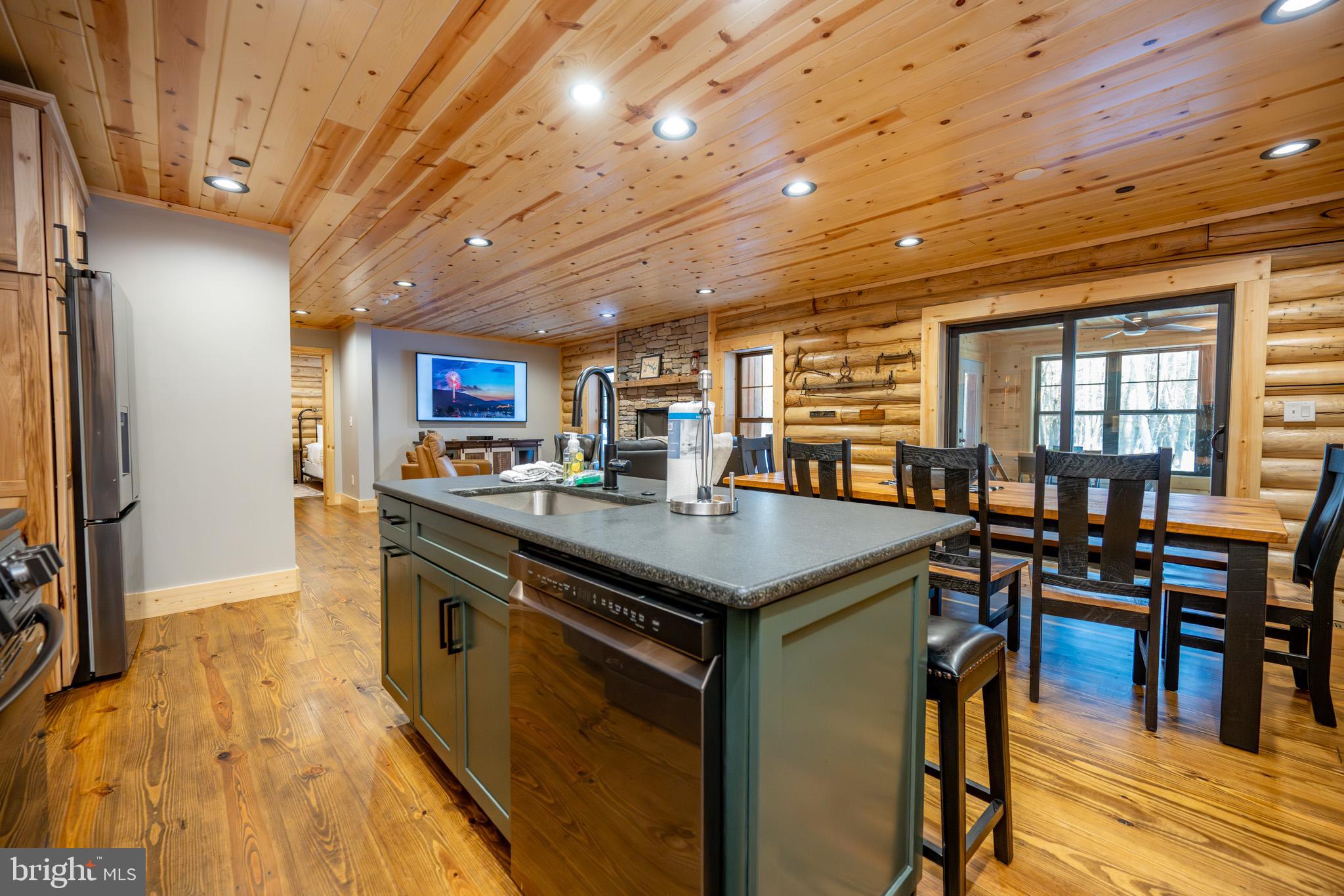 SWALLOW FALLS - Residential