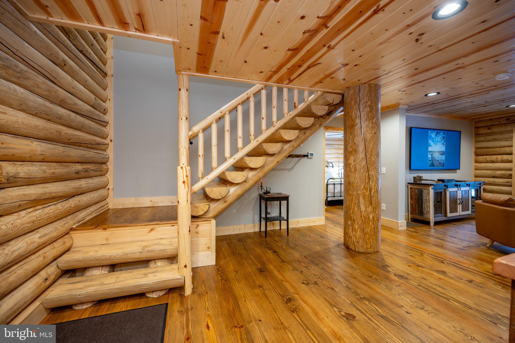 SWALLOW FALLS - Residential