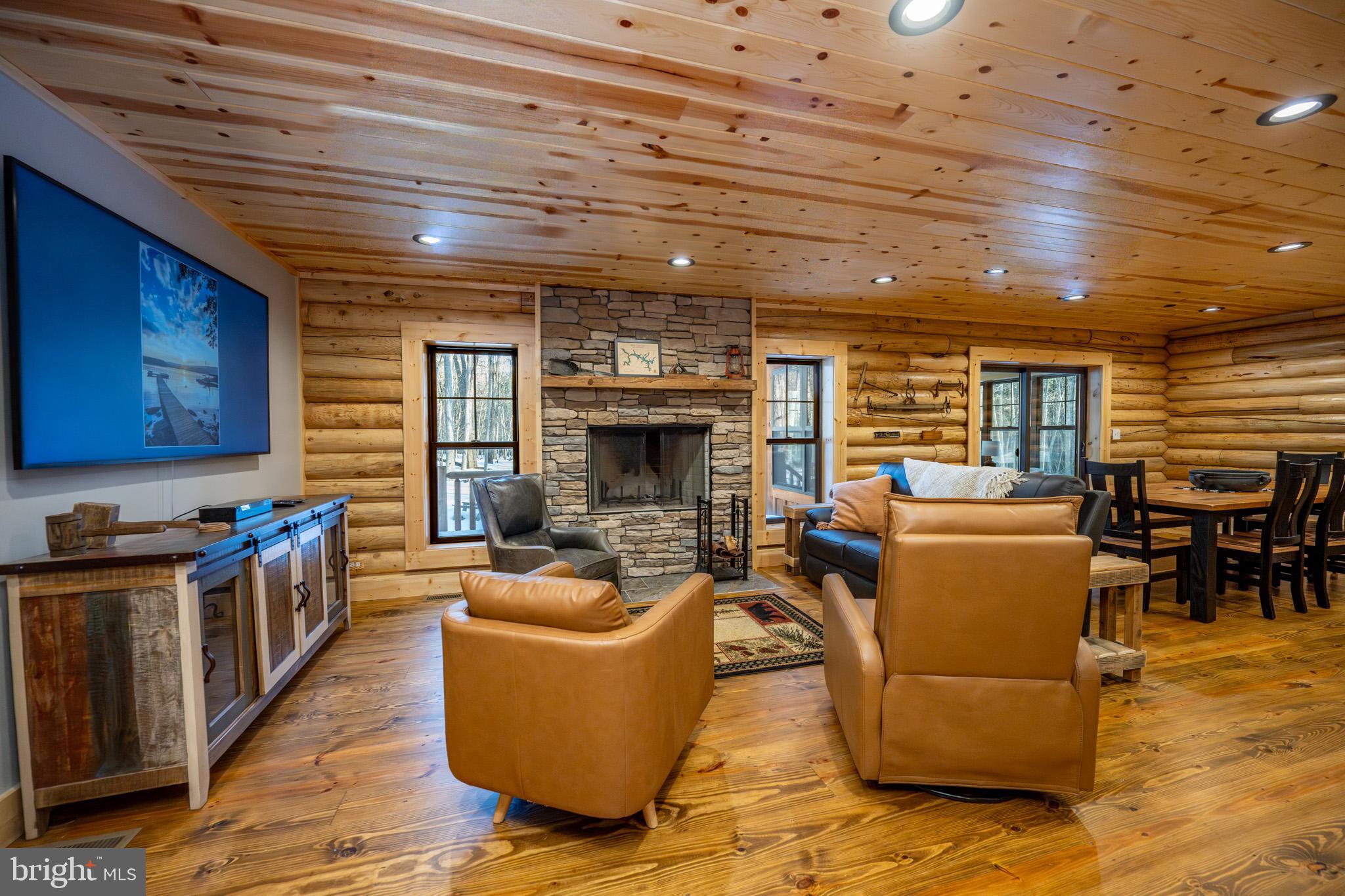 SWALLOW FALLS - Residential