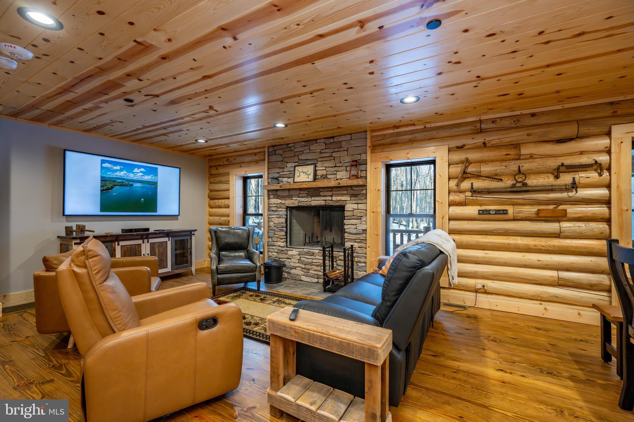 SWALLOW FALLS - Residential