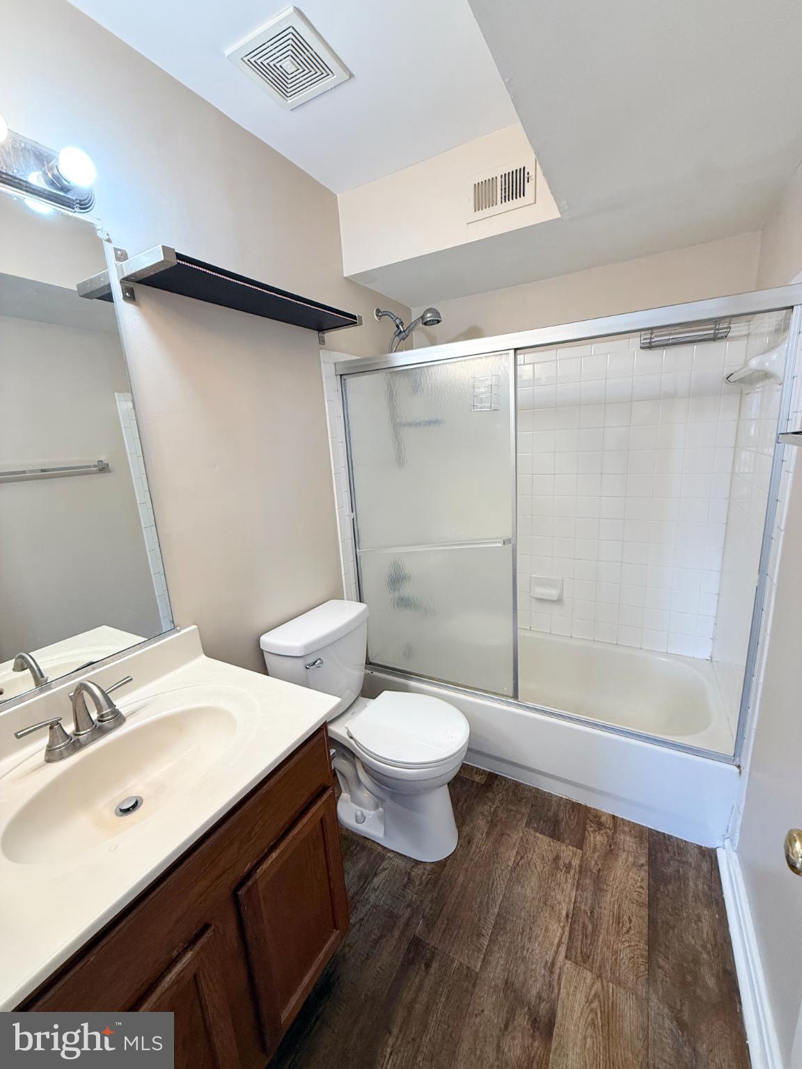 SARATOGA SPRINGS - Residential