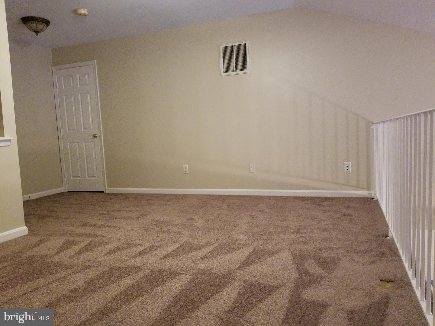 SARATOGA SPRINGS - Residential