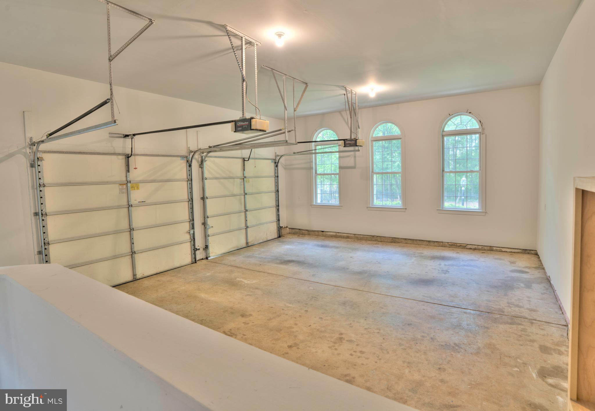 SYCAMORE ACRES - Residential