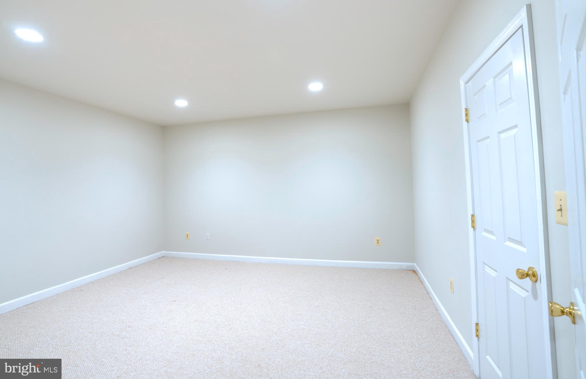 SYCAMORE ACRES - Residential