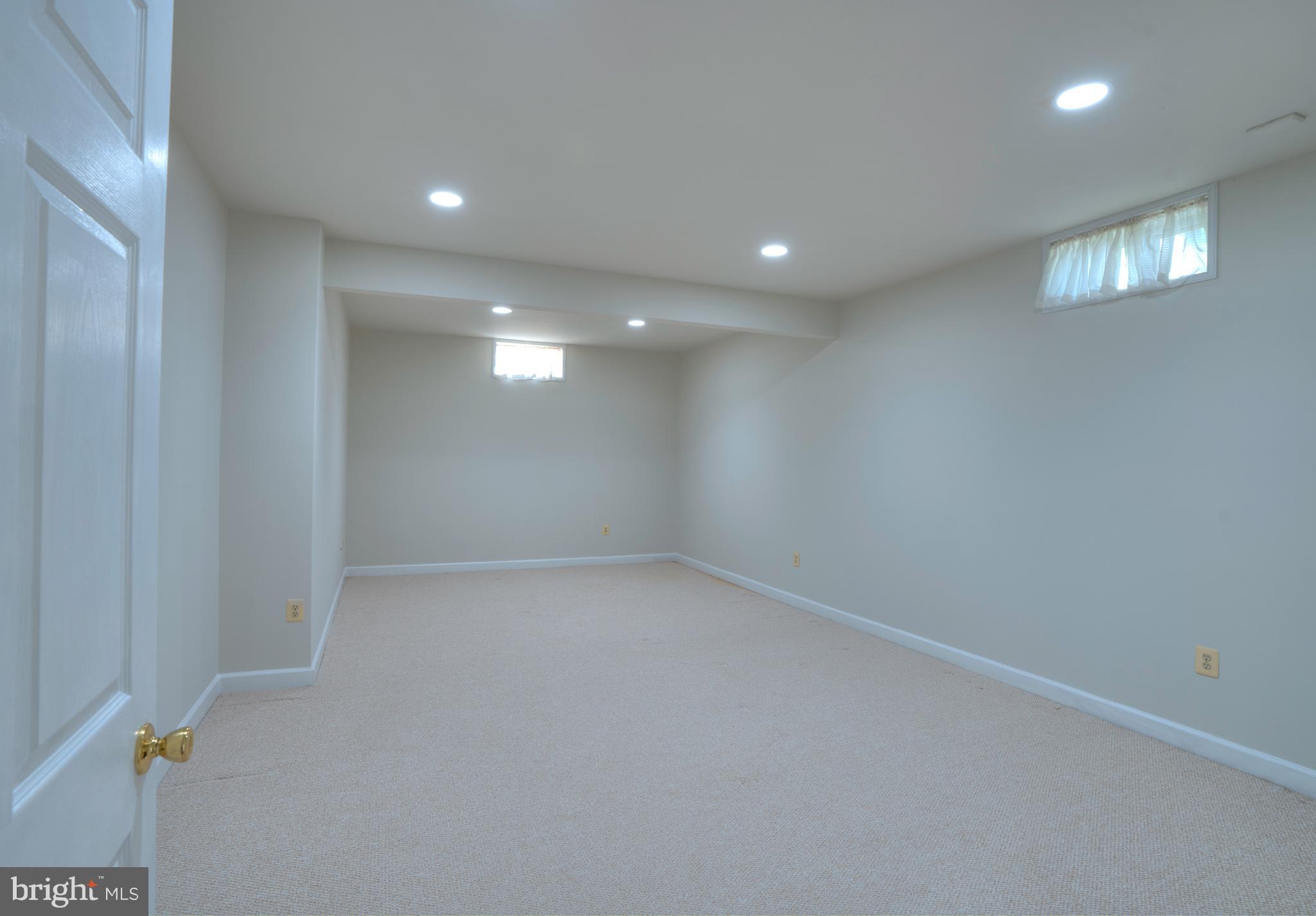 SYCAMORE ACRES - Residential