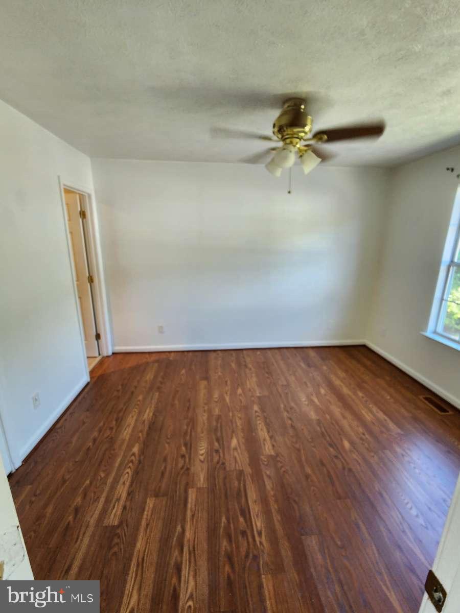 MALLARDS LANDING - Residential Lease