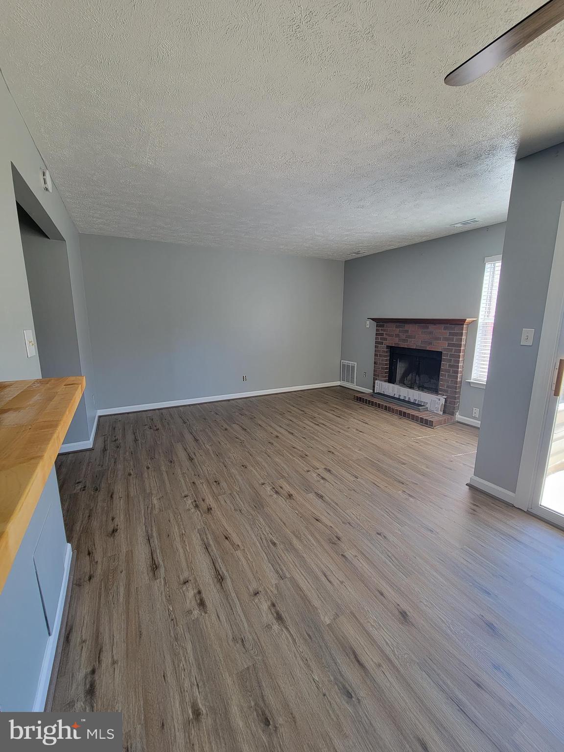 MALLARDS LANDING - Residential Lease