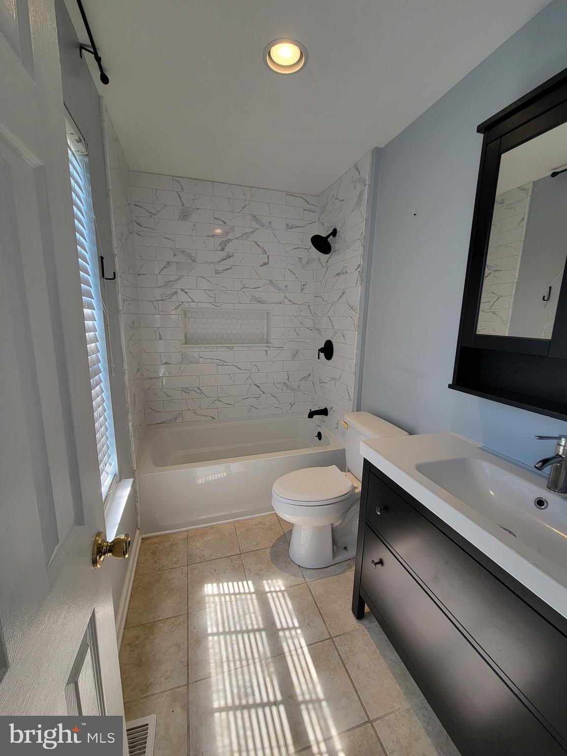 MALLARDS LANDING - Residential Lease