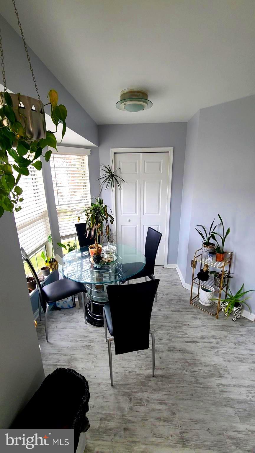 KINGS GRANT - Residential