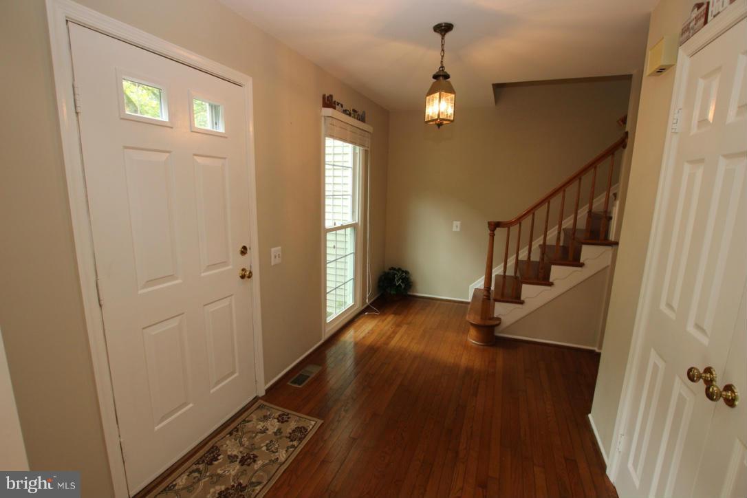 BURKE CENTRE - Residential