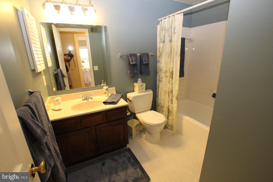 BURKE CENTRE - Residential