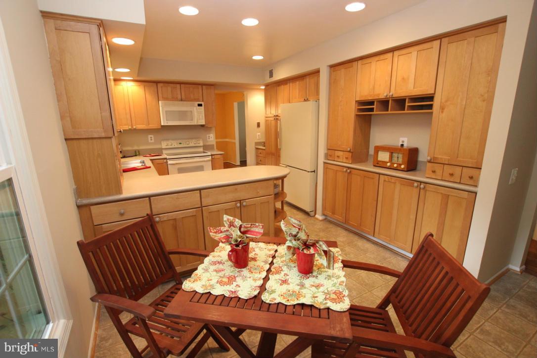 BURKE CENTRE - Residential