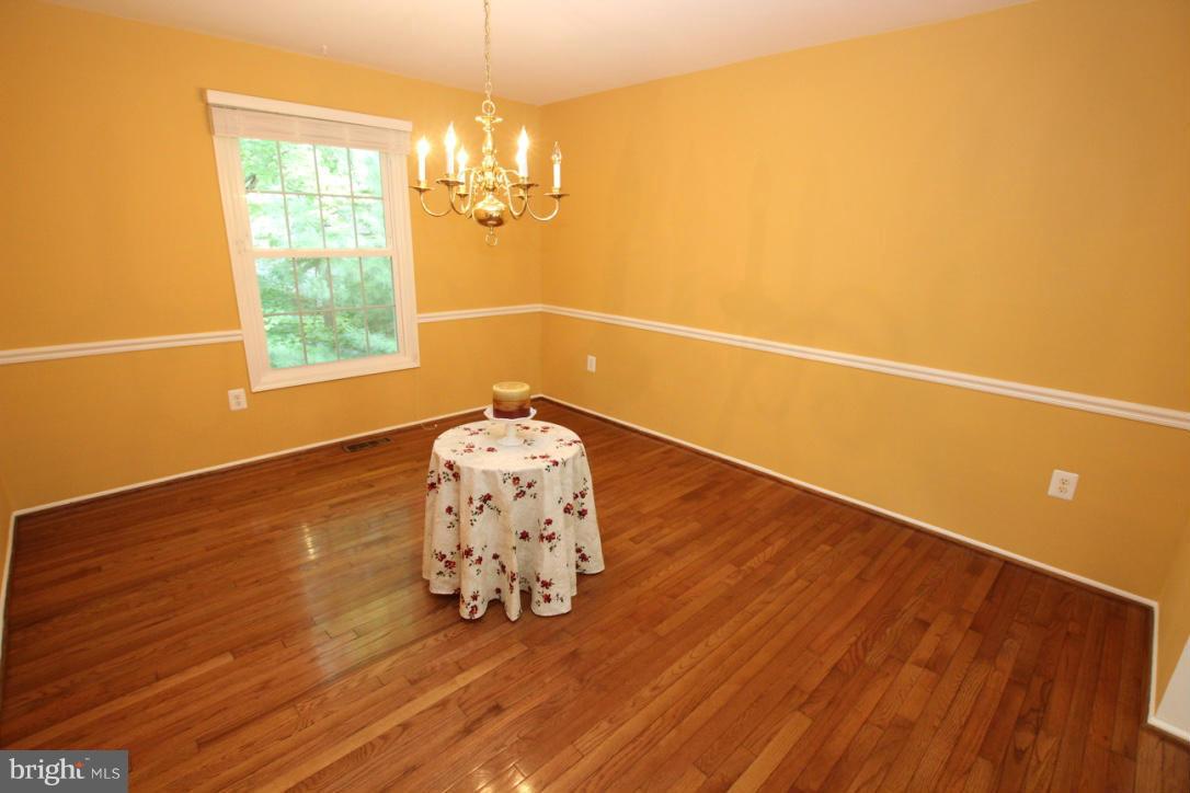 BURKE CENTRE - Residential