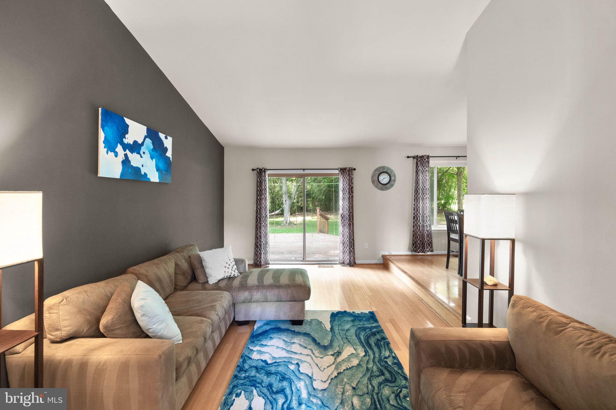 OLNEY SQUARE - Residential