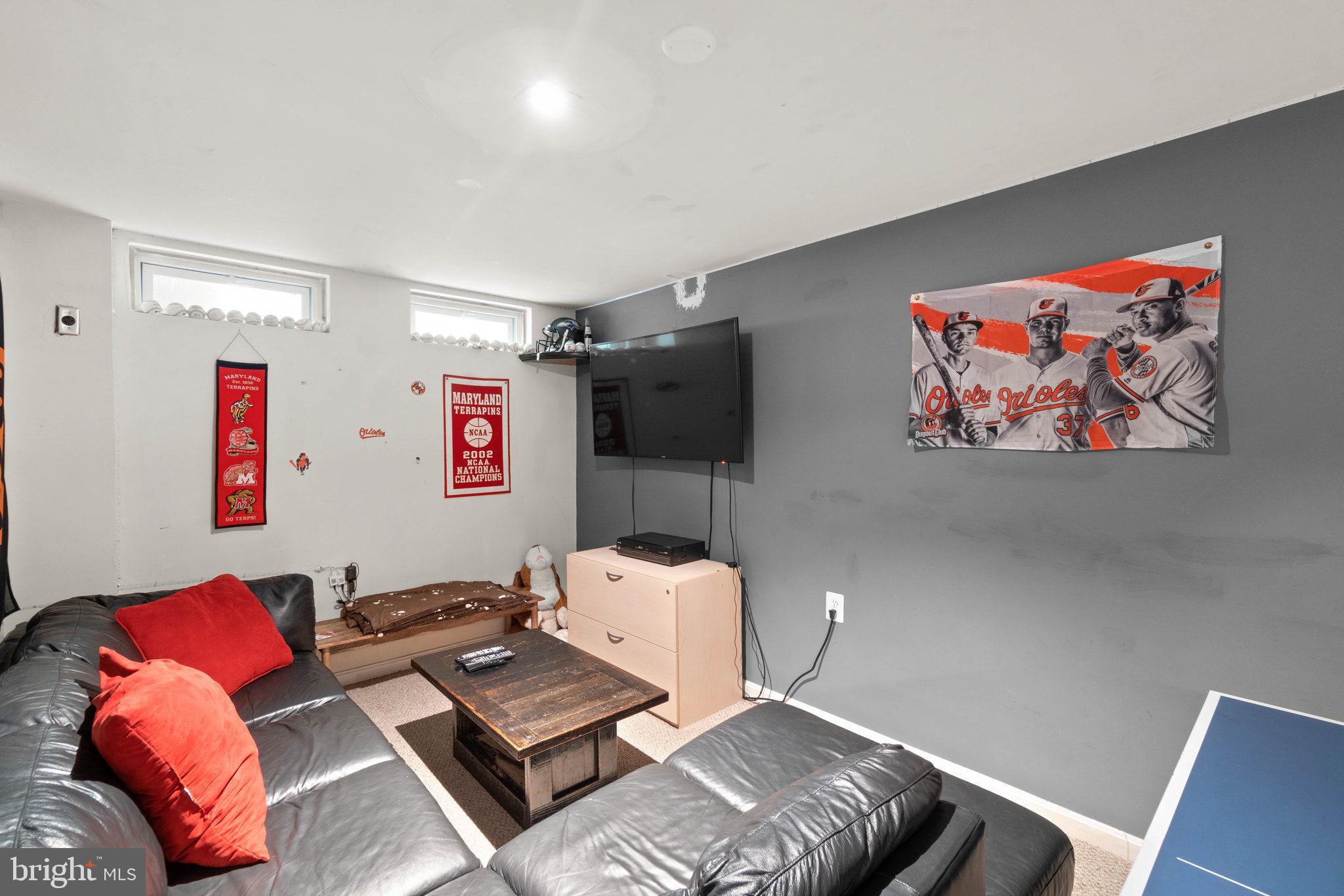 OLNEY SQUARE - Residential