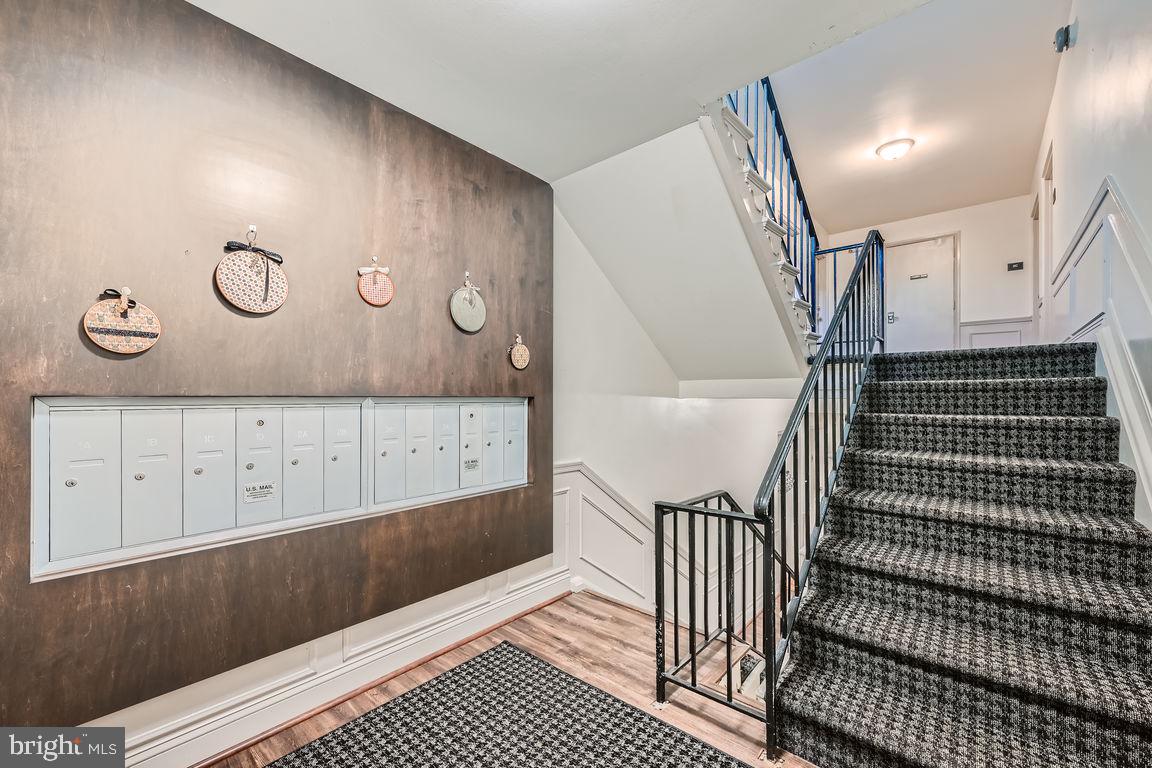 VILLAGES OF HOMELAND - Residential Lease