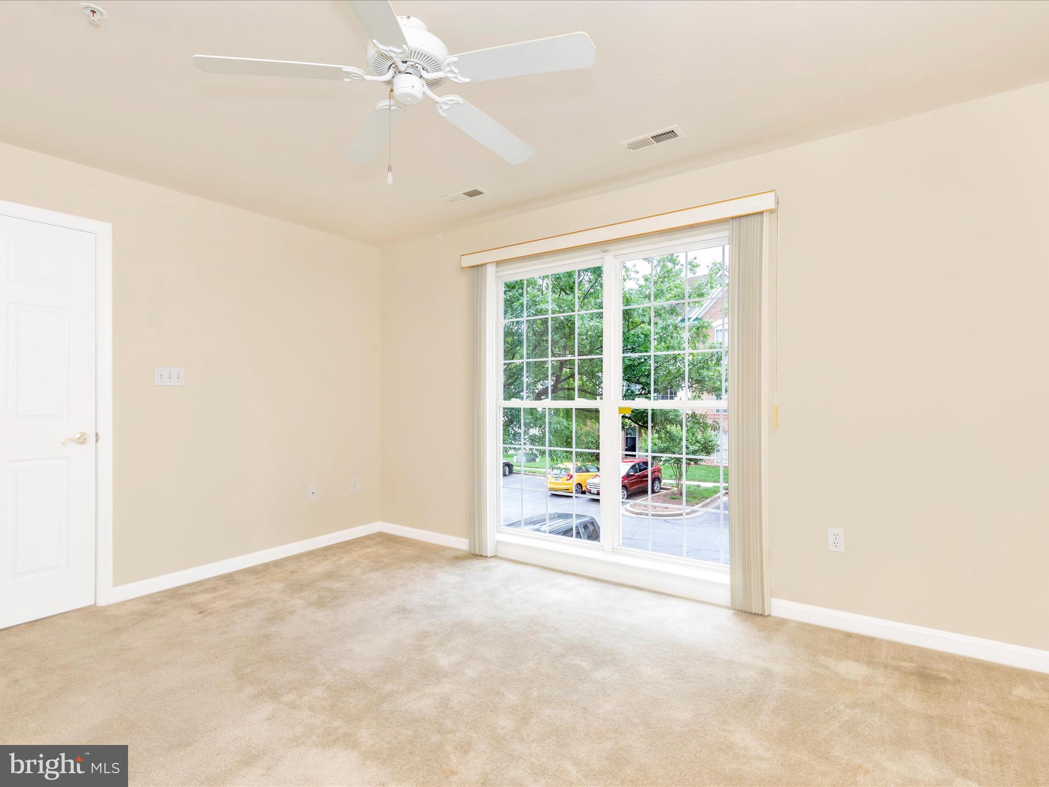 ECHO GLEN - Residential Lease